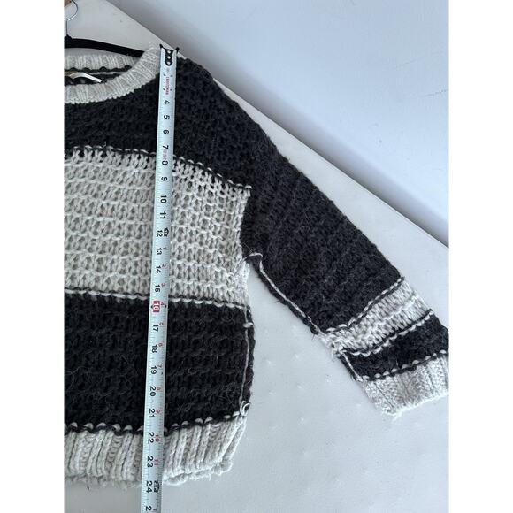 Free People Boxy Oversized Loose Knit Sweater Black White Stripe Alpace Wool SM - Picture 9 of 10
